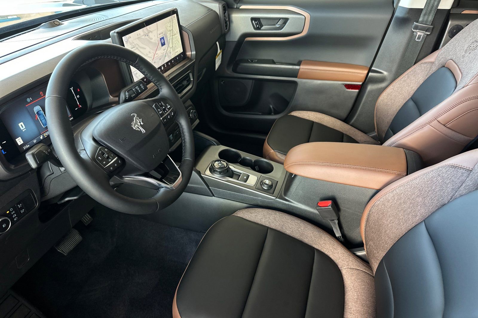 New 2026 Ford Bronco Sport Outer Banks w/ Outer Banks Tech Package+ AWD/4WD image 9