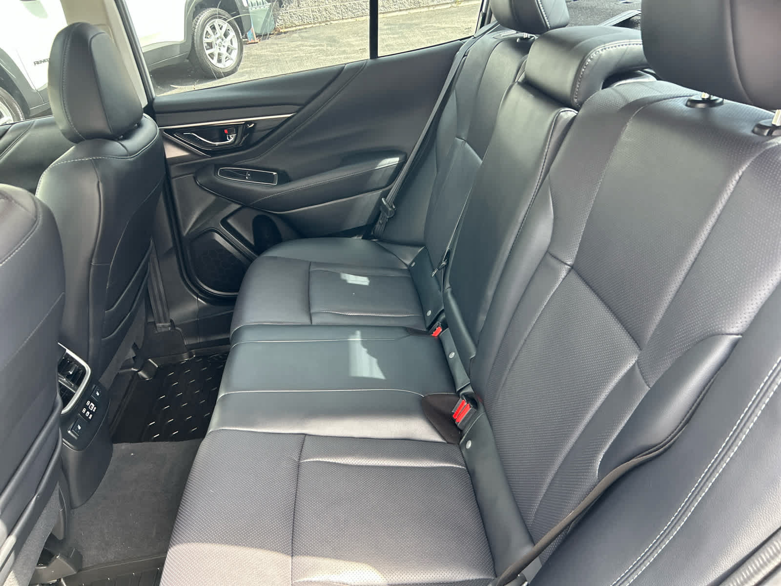 Used 2024 Subaru Legacy Limited AWD/4WD image 25