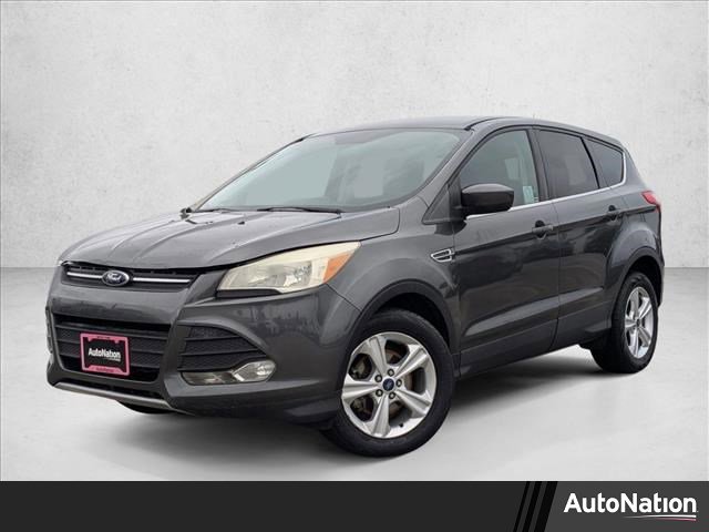 Used 2016 Ford Escape SE image 1