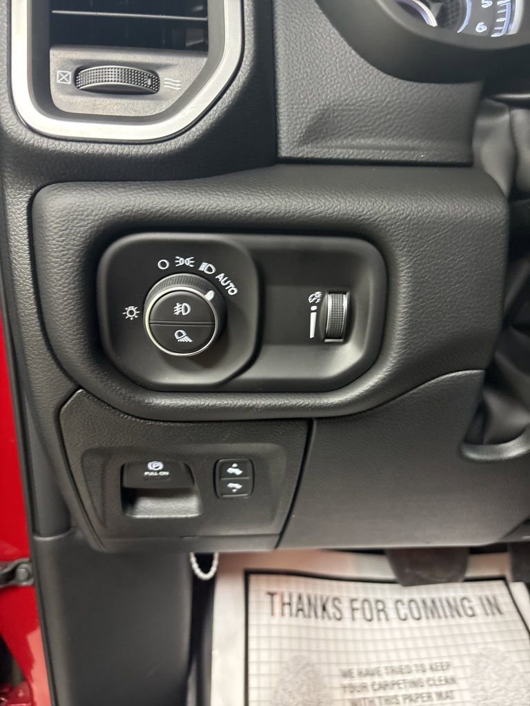 New 2026 RAM 1500 Big Horn AWD/4WD image 11