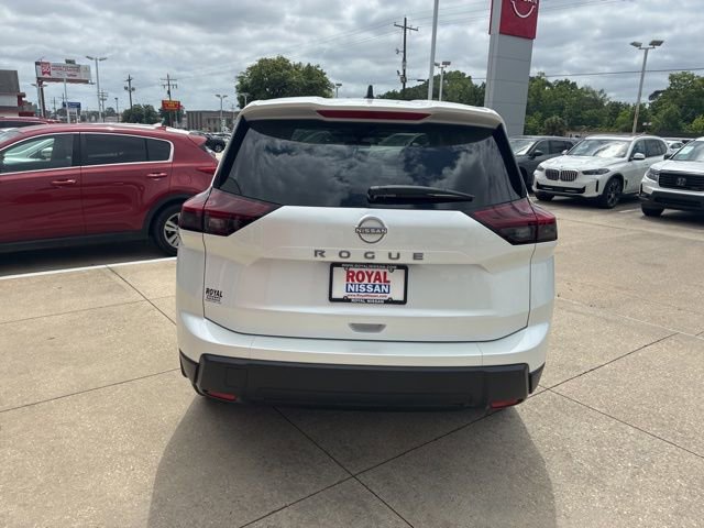 New 2026 Nissan Rogue SV FWD image 6
