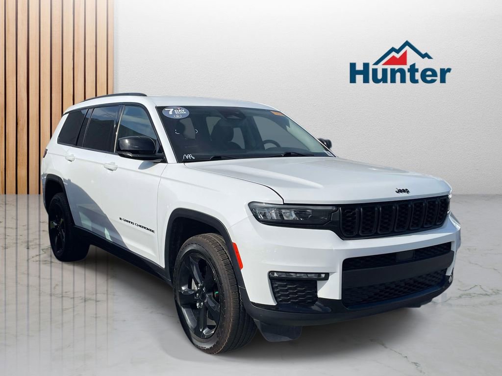 Used 2023 Jeep Grand Cherokee L Limited w/ Black Appearance Package RWD image 1
