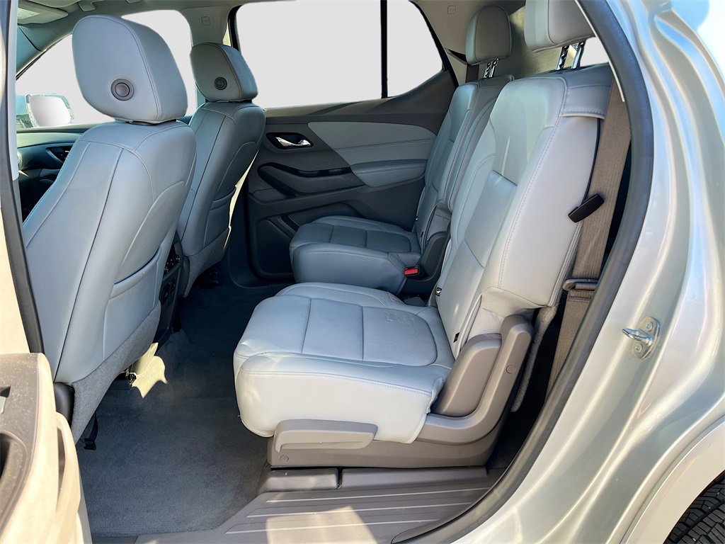 Used 2020 Chevrolet Traverse Premier image 24