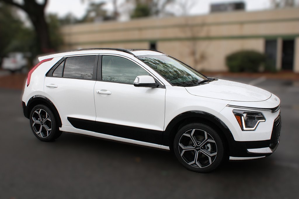 New 2026 Kia Niro EX FWD image 3
