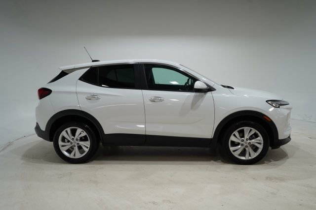 Used 2025 Buick Encore GX Preferred image 9