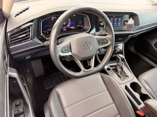 Used 2024 Volkswagen Jetta SE FWD image 20