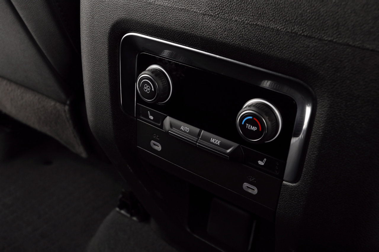 Used 2023 Chevrolet Suburban RST image 27