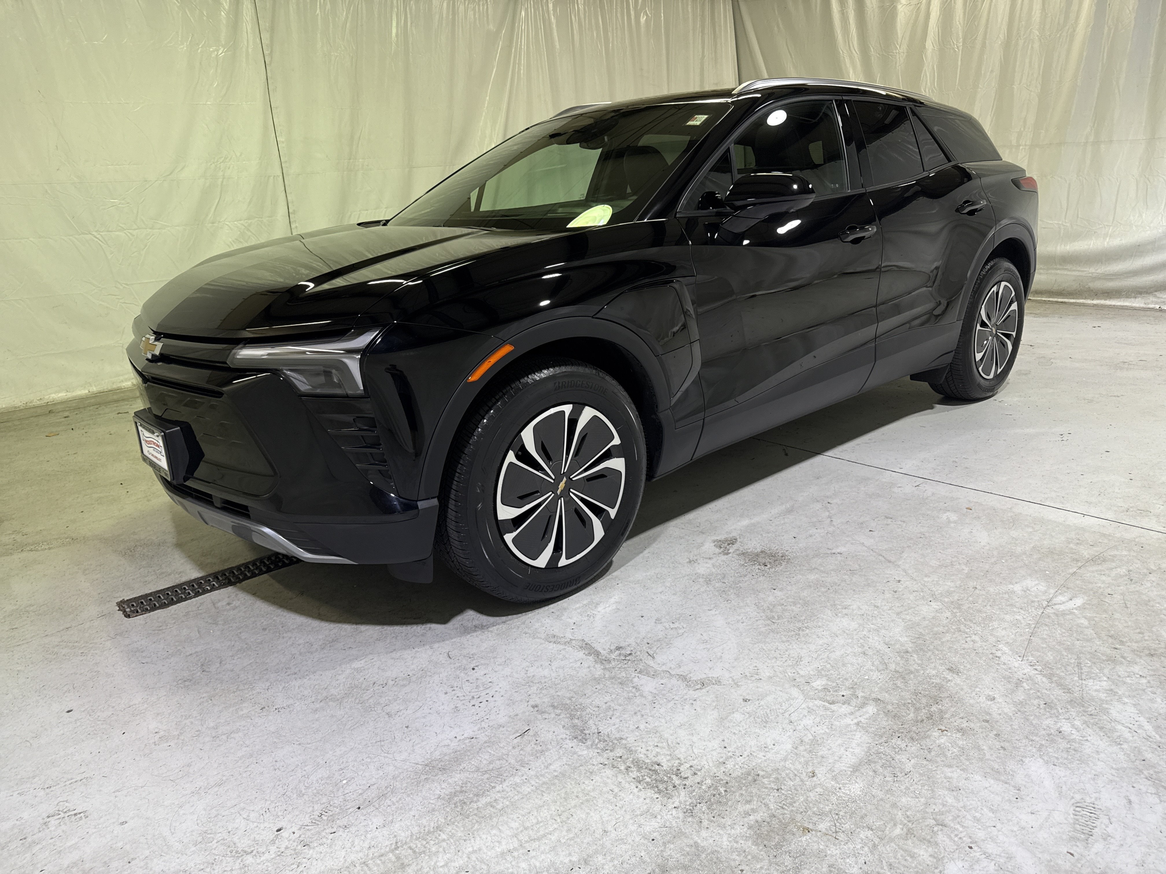 Certified 2024 Chevrolet Blazer EV LT AWD/4WD image 6