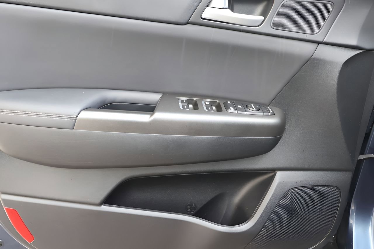 Used 2021 Kia Sportage S FWD image 9