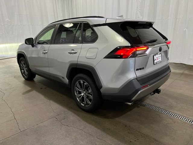 Certified 2022 Toyota RAV4 Limited w/ Limited Grade Weather Package AWD/4WD image 6
