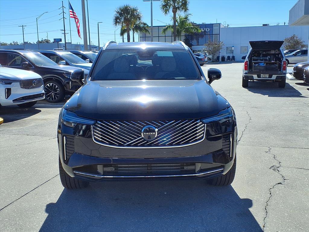 New 2026 Volvo XC90 T8 Plus w/ Protection Package Premier image 2
