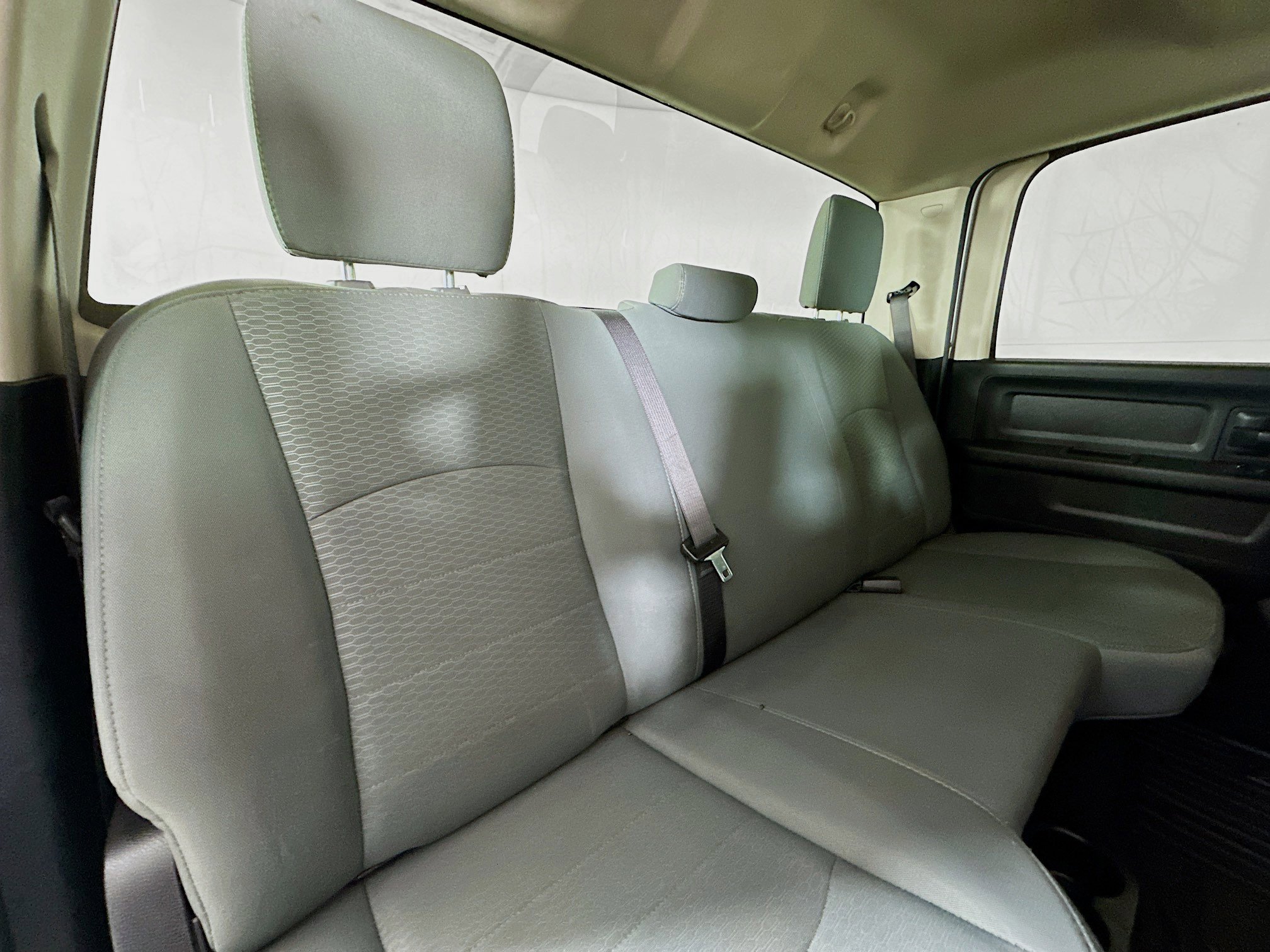 Used 2018 RAM 2500 Tradesman w/ Chrome Appearance Group image 24