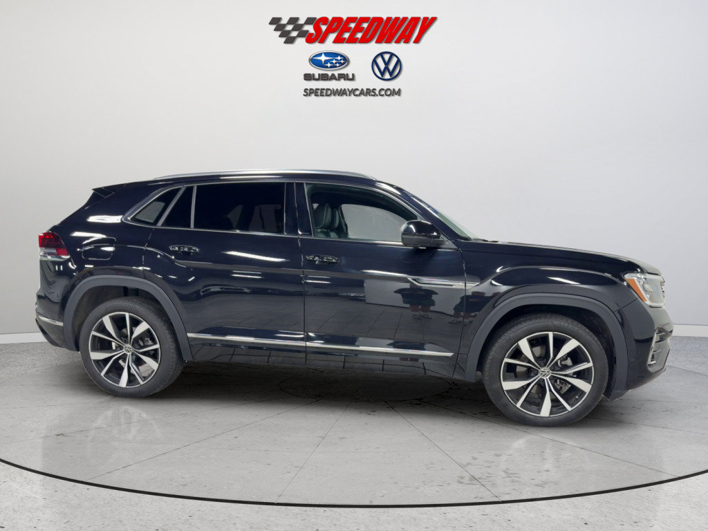 Certified 2026 Volkswagen Atlas Cross Sport SEL Premium R-Line AWD/4WD image 4