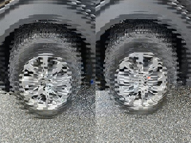 New 2026 Ford Explorer Platinum image 19