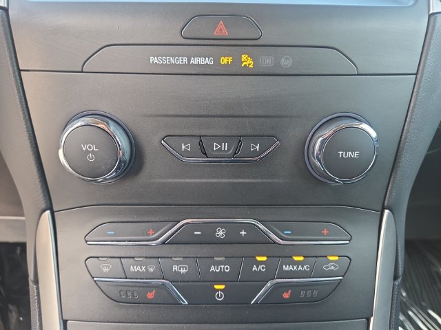 Used 2020 Ford Edge SEL w/ Convenience Package FWD image 26