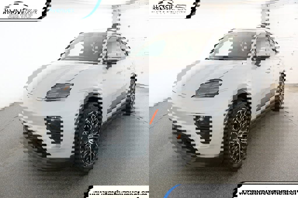 Used 2025 Porsche Macan Electric w/ Premium Package image 1