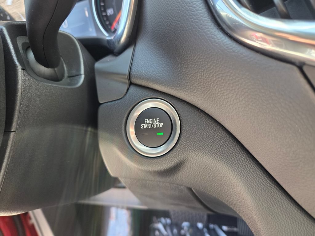 Used 2024 Chevrolet Equinox LT w/ LPO, Cargo Package FWD image 28