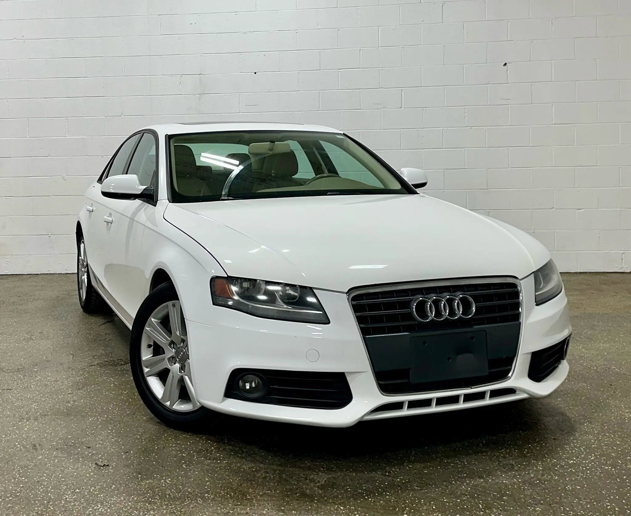 Used 2011 Audi A4 2.0T Premium image 11