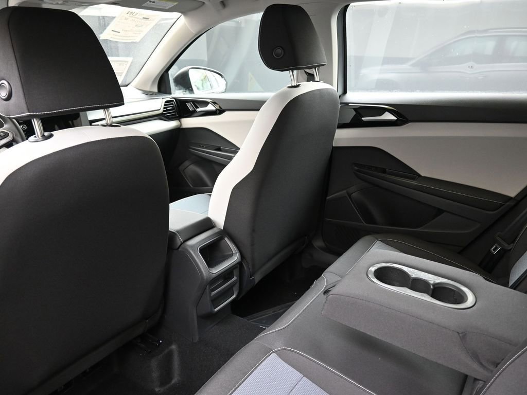 New 2026 Volkswagen Taos S image 19