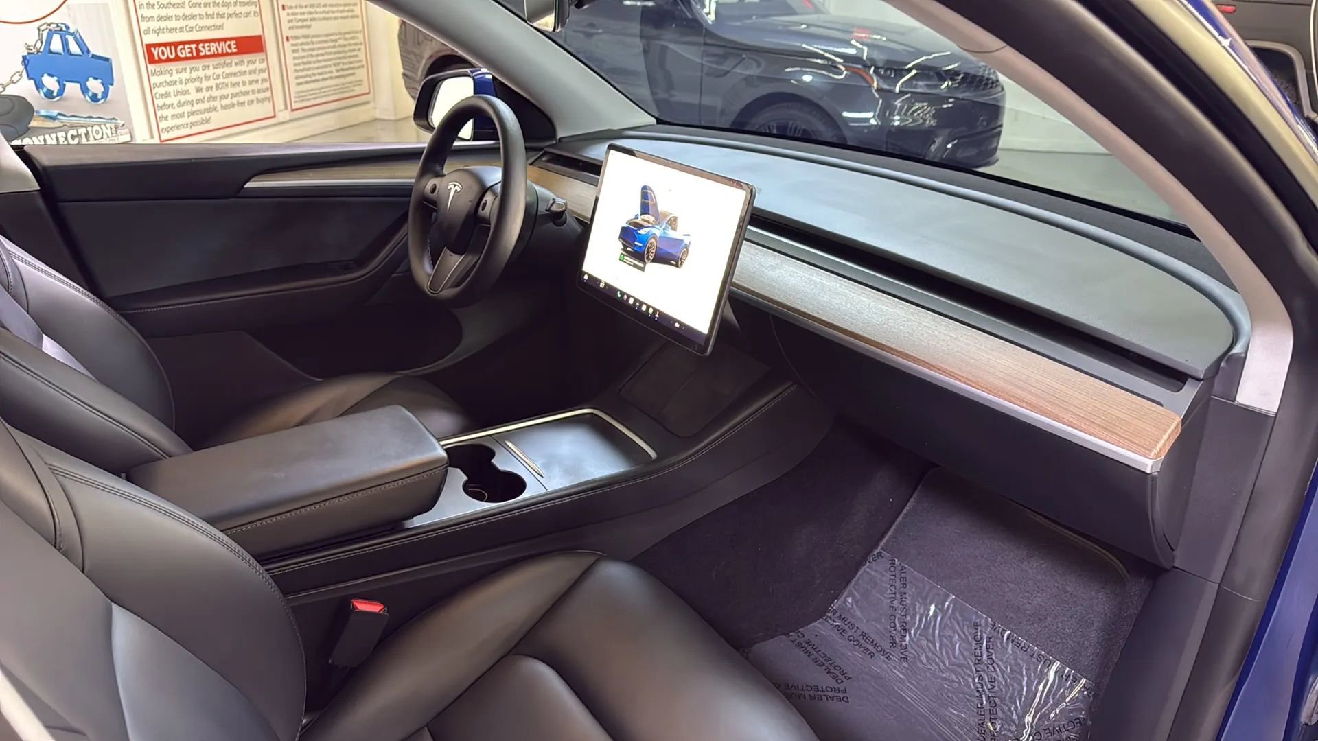 Used 2024 Tesla Model Y Performance AWD/4WD image 16