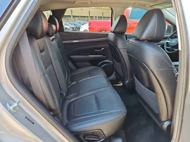Used 2022 Hyundai Tucson Limited AWD/4WD image 18