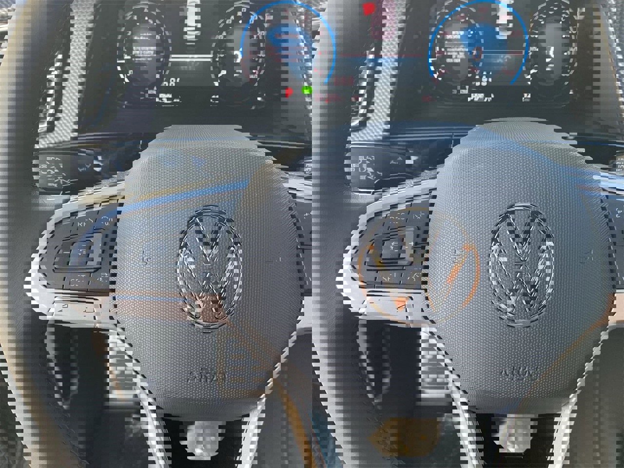 New 2026 Volkswagen Atlas Cross Sport SEL Premium R-Line image 20