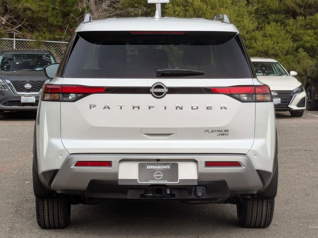 New 2025 Nissan Pathfinder Platinum w/ Cargo Package image 8