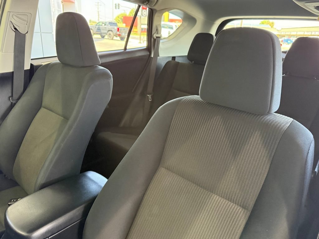 Used 2014 Toyota RAV4 LE FWD image 21
