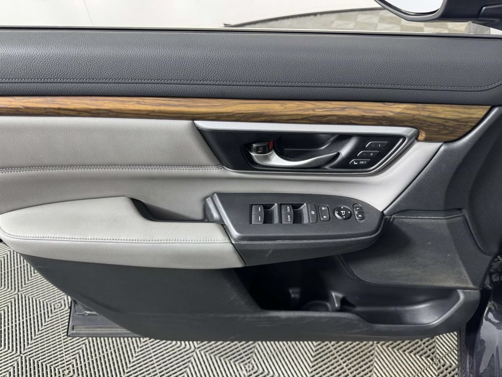 Used 2017 Honda CR-V EX-L image 17