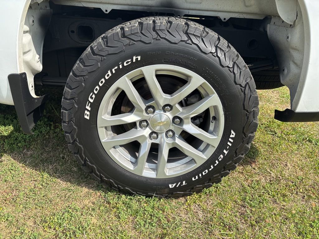 Used 2019 Chevrolet Silverado 1500 LT w/ All-Star Edition image 4