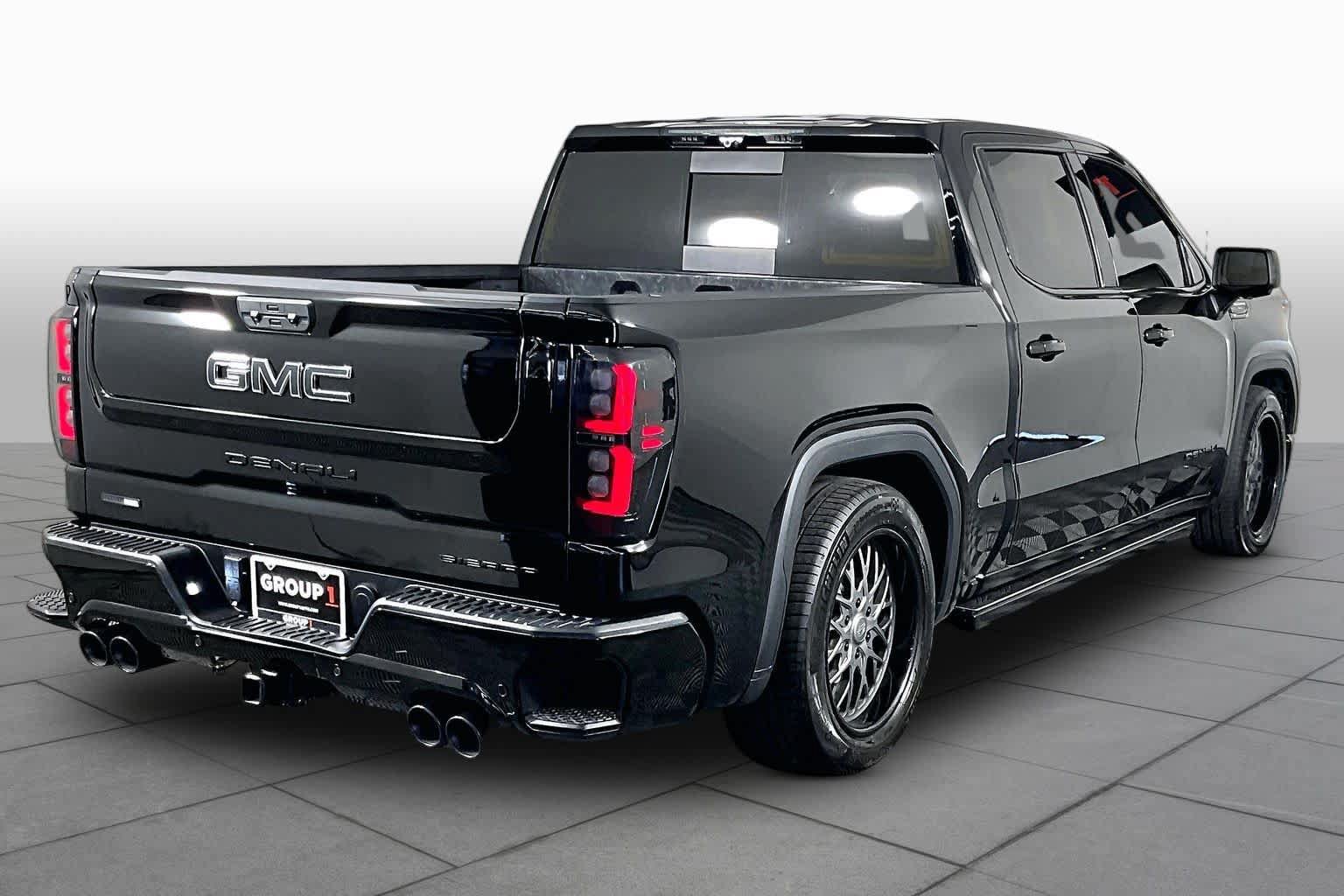Certified 2025 GMC Sierra 1500 Denali Ultimate AWD/4WD image 34