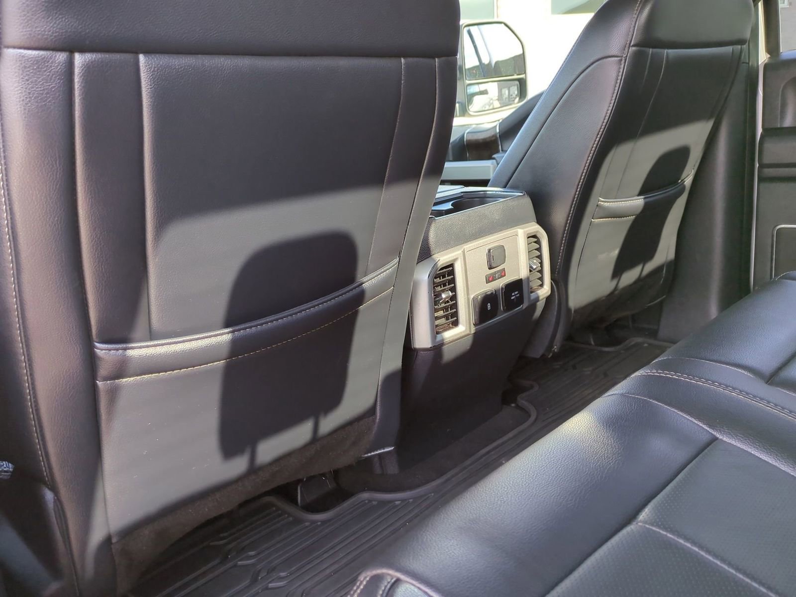 Used 2022 Ford F250 Lariat w/ Tremor Off-Road Package image 23