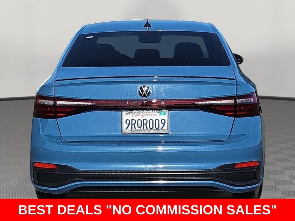 Used 2025 Volkswagen Jetta Sport FWD image 4