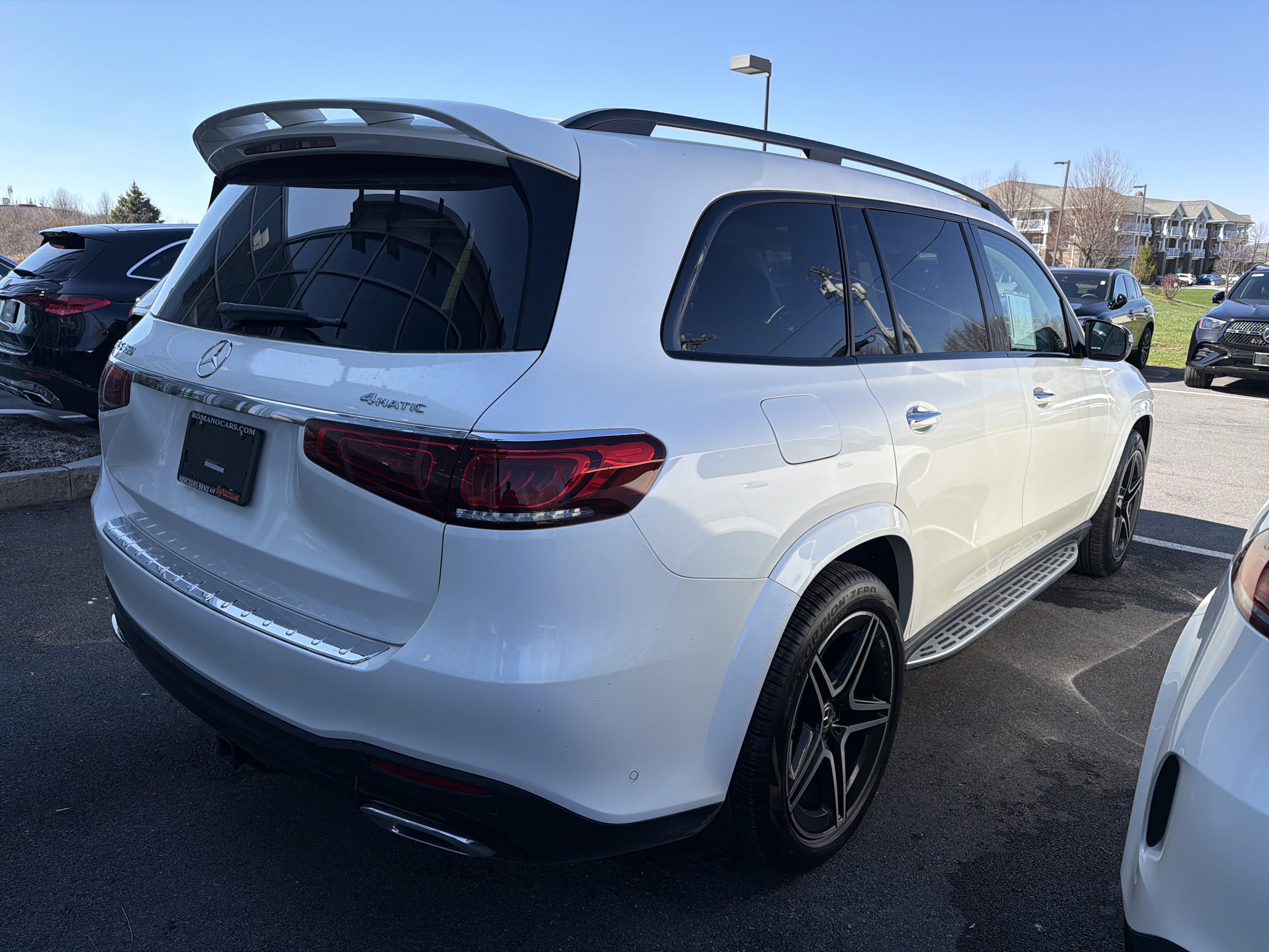 Used 2022 Mercedes-Benz GLS 450 4MATIC image 7