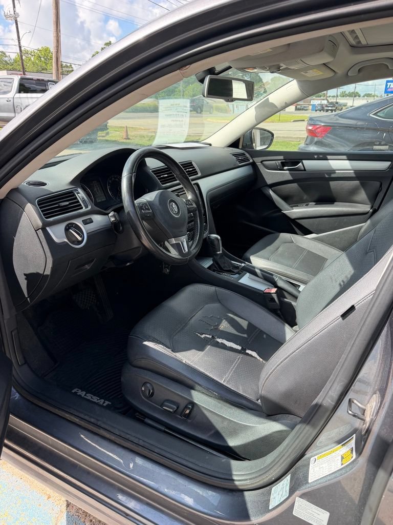 Used 2012 Volkswagen Passat 2.5 SE FWD image 13