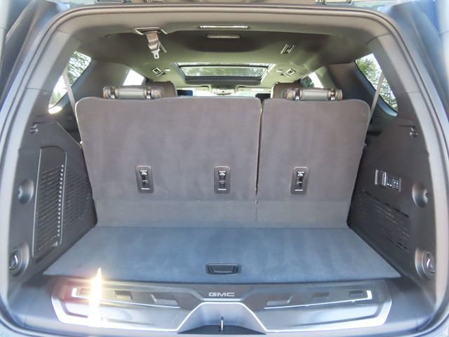 Used 2025 GMC Yukon AT4 w/ AT4 Premium Plus Package image 45