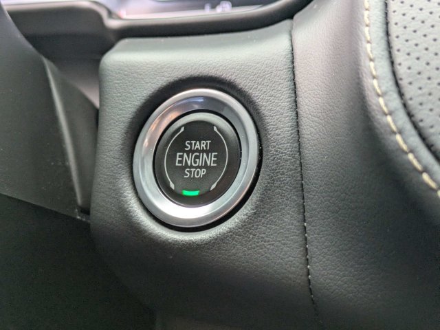 Used 2023 GMC Yukon SLT w/ SLT Luxury Package AWD/4WD image 33