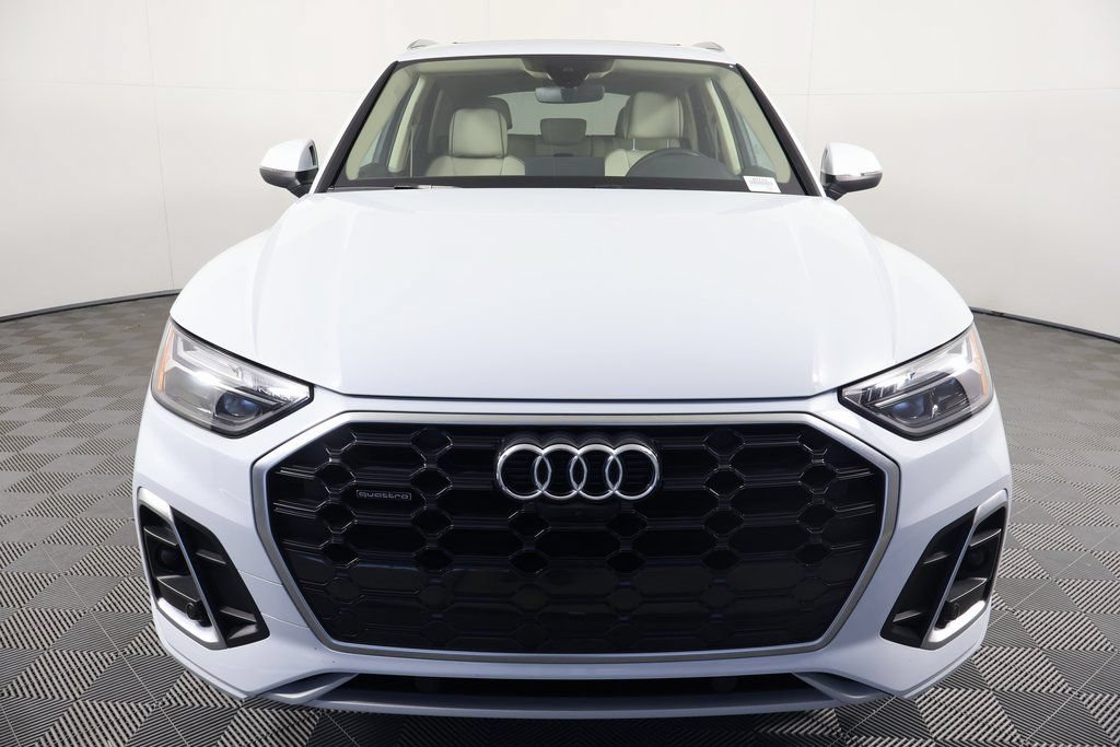Certified 2023 Audi Q5 2.0T Premium Plus w/ Premium Plus Package AWD/4WD image 2