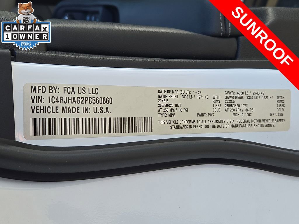 Used 2023 Jeep Grand Cherokee Altitude AWD/4WD image 28