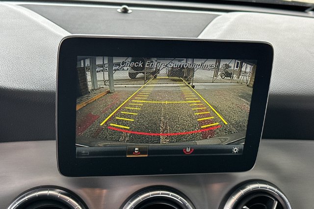 Used 2017 Mercedes-Benz CLA 250 4MATIC image 23