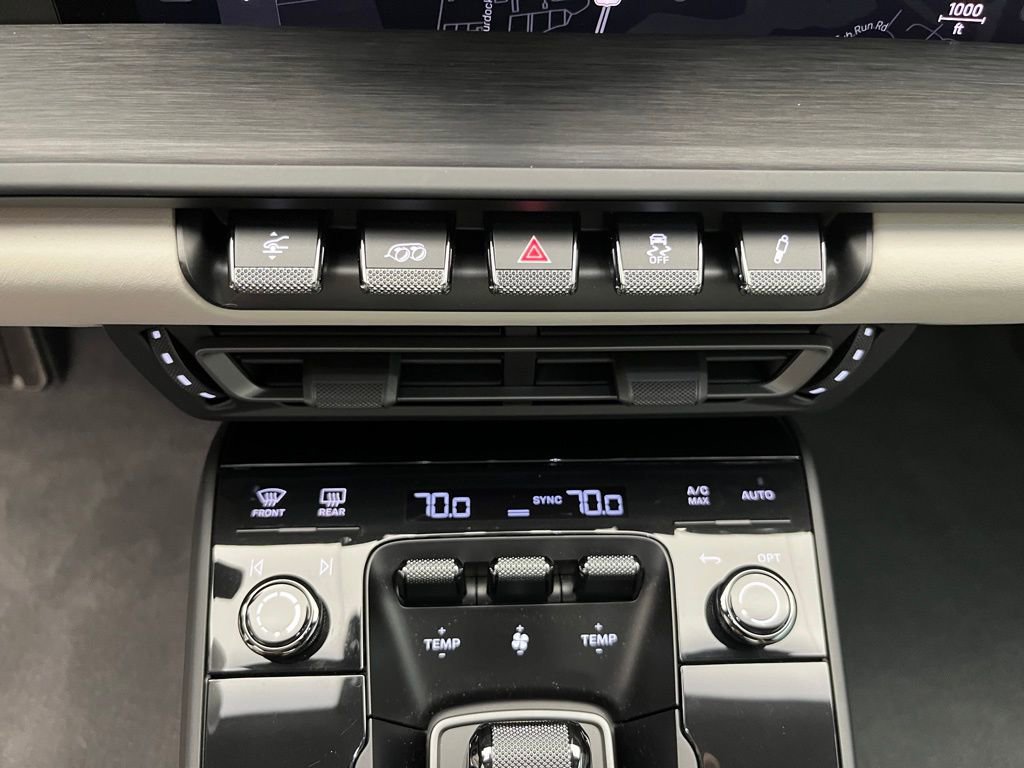 Certified 2023 Porsche 911 Targa 4 GTS image 17