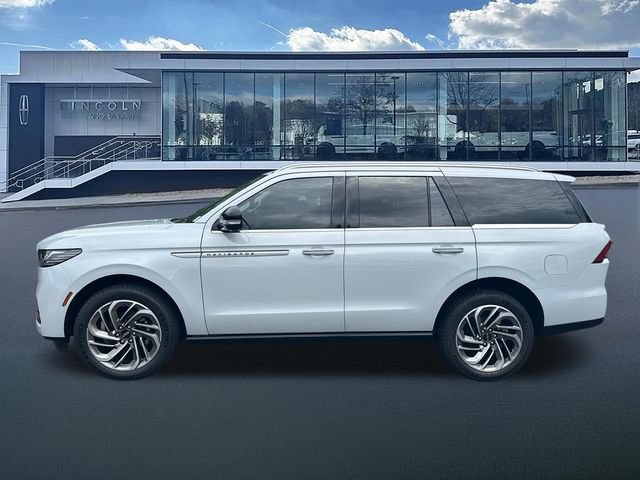 New 2026 Lincoln Navigator Reserve AWD/4WD image 4