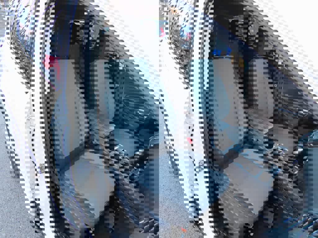 Used 2018 Ford Escape SE image 18