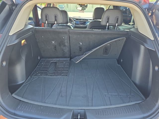 Used 2020 Buick Encore GX Preferred w/ Cold Weather Comfort Package FWD image 12