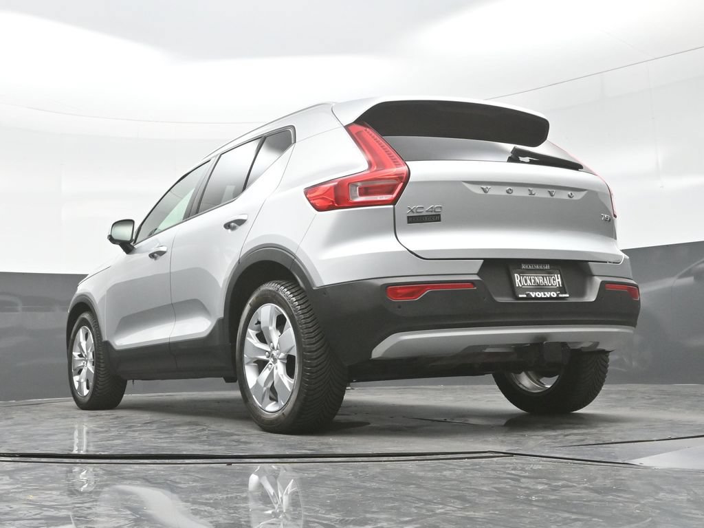 Used 2019 Volvo XC40 T5 Momentum AWD/4WD image 26