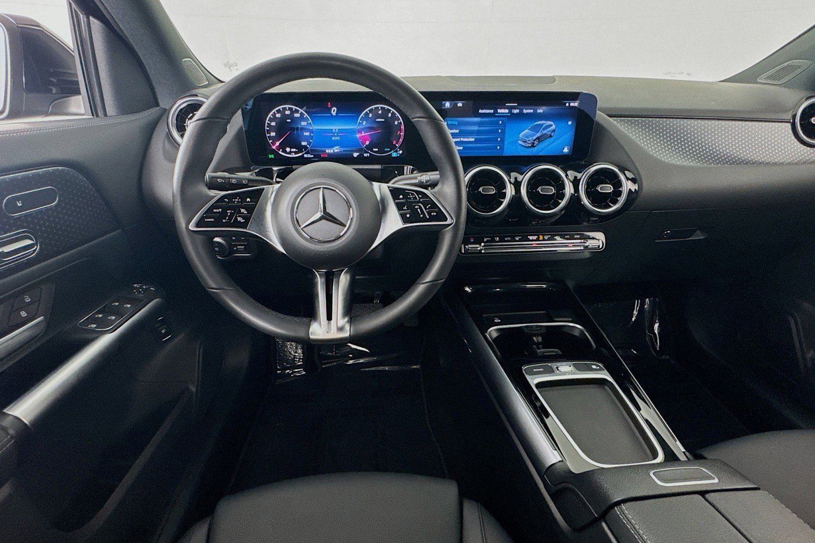 Certified 2026 Mercedes-Benz GLA 250 4MATIC image 5