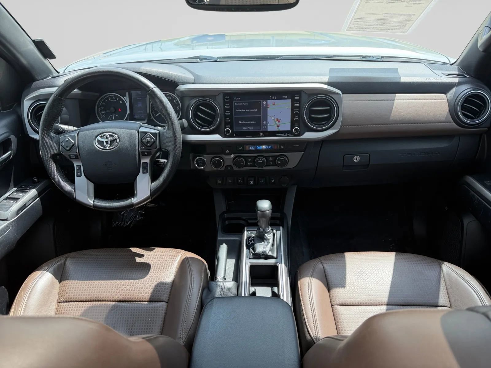 Used 2020 Toyota Tacoma Limited AWD/4WD image 19