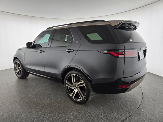 New 2026 Land Rover Discovery Limited Edition AWD/4WD image 16