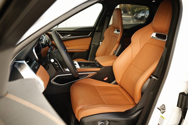 New 2026 Jaguar F-PACE R-Dynamic S image 23