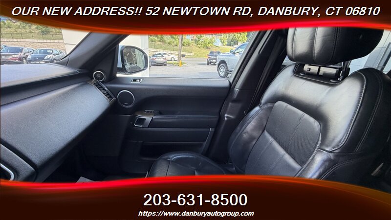 Used 2018 Land Rover Range Rover Sport HSE AWD/4WD image 16